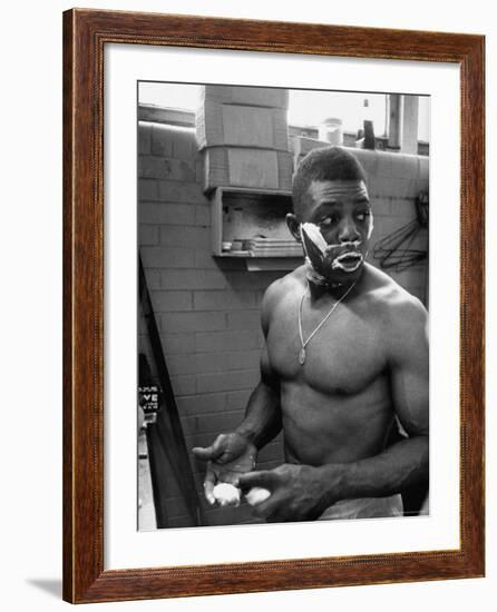 Baseball Player Willie Mays Shaving in the Locker Room-John Dominis-Framed Premium Photographic Print