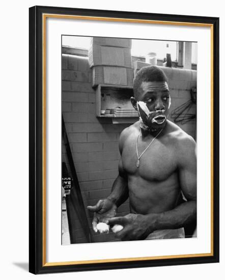 Baseball Player Willie Mays Shaving in the Locker Room-John Dominis-Framed Premium Photographic Print