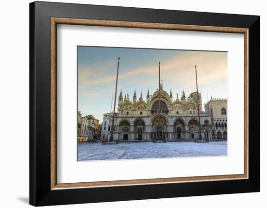 Basilica and Piazza San Marco at dawn after overnight snow, Venice, UNESCO World Heritage Site, Ven-Eleanor Scriven-Framed Photographic Print