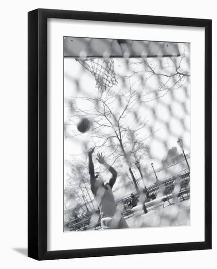 Basketball Player-null-Framed Photographic Print