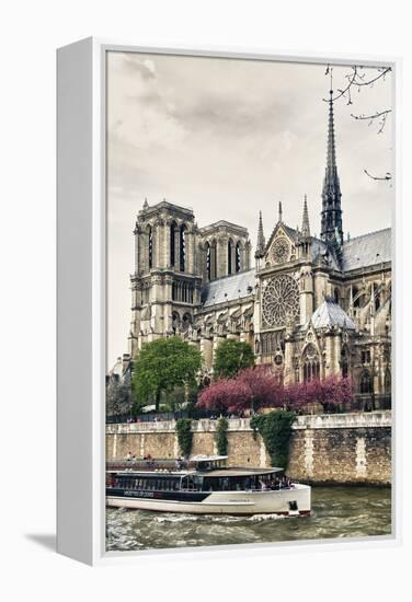 Bateau Mouche des Vedettes de Paris - Notre Dame Cathedral - Paris - France-Philippe Hugonnard-Framed Premier Image Canvas