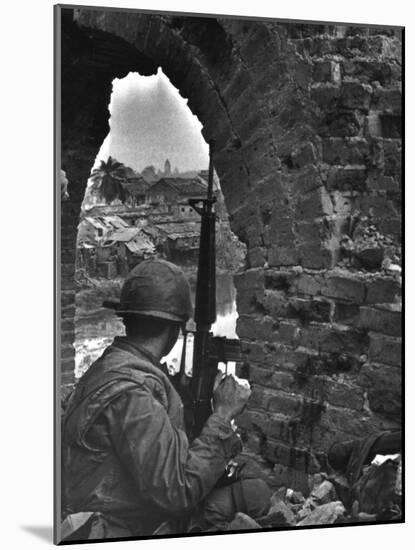 Battle of Hue-Associated Press-Mounted Photographic Print