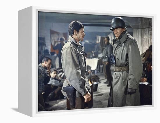 BATTLE OF THE BULGE, 1965 directed by KEN ANNAKIN Charles Bronson and Henry Fonda (photo)-null-Framed Stretched Canvas