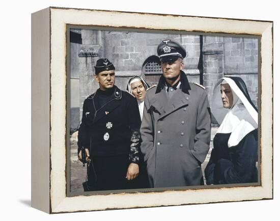 BATTLE OF THE BULGE, 1965 directed by KEN ANNAKIN Robert Shaw (photo)-null-Framed Stretched Canvas