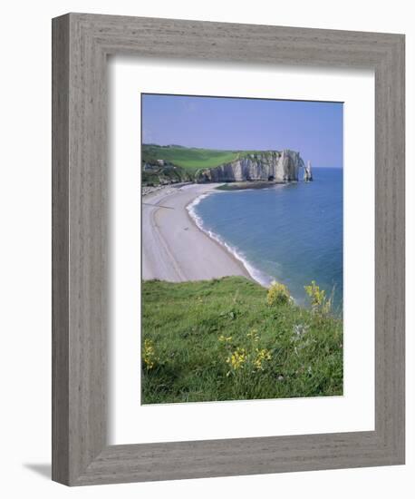 Bay and Cliffs, Etretat, Cote d'Albatre (Alabaster Coast), Haute Normandie (Normandy), France-Roy Rainford-Framed Photographic Print