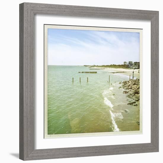 Bay View II-Alicia Ludwig-Framed Photographic Print