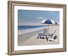 Beach Bum-Zhen-Huan Lu-Framed Giclee Print