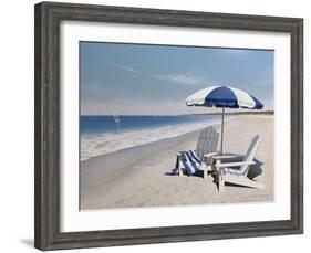 Beach Bum-Zhen-Huan Lu-Framed Giclee Print