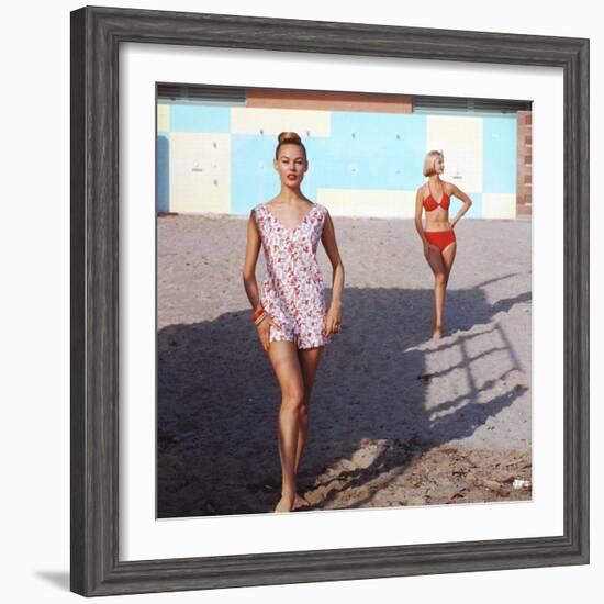 Beach Fashions-Gordon Parks-Framed Photographic Print