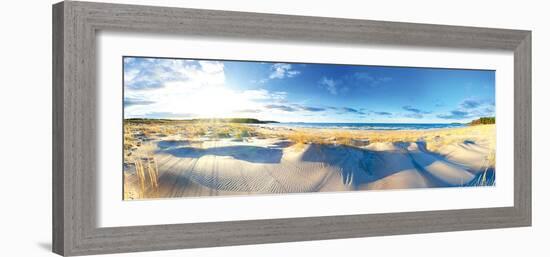 Beach Horizon-Henrik Lund-Framed Giclee Print