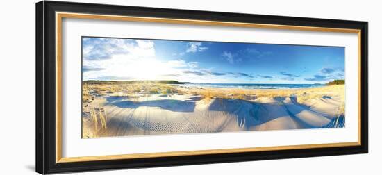 Beach Horizon-Henrik Lund-Framed Giclee Print