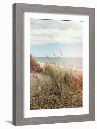 Beach Memories-Sarah Gardner-Framed Art Print