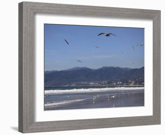 Beach, Santa Monica, Malibu Mountains, Los Angeles, California-Wendy Connett-Framed Photographic Print