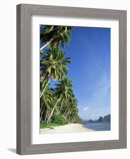 Beach Scene at El Nido, Bascuit Bay, Palawan, Philippines-Steve Vidler-Framed Photographic Print