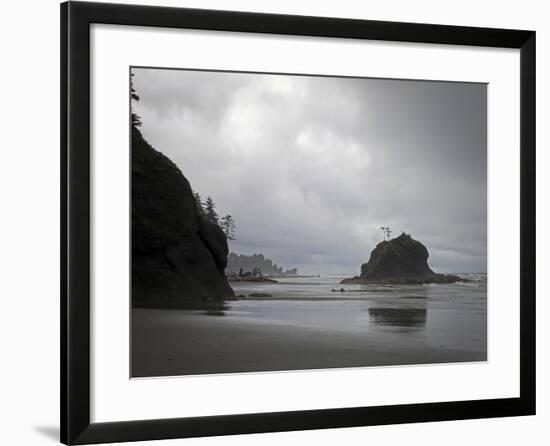 Beach-J.D. Mcfarlan-Framed Photographic Print
