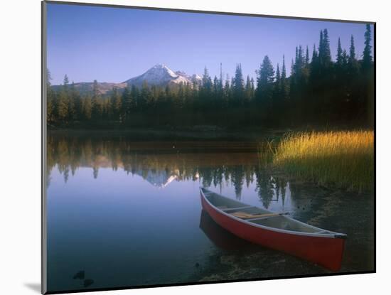 Beached Red Canoe, Sparks Lake, Central Oregon Cascades-Janis Miglavs-Mounted Photographic Print