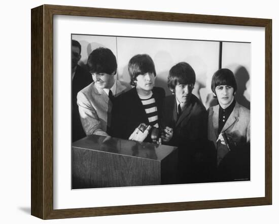 Beatles' at Press Conference in San Francisco Airport-Bill Ray-Framed Premium Photographic Print