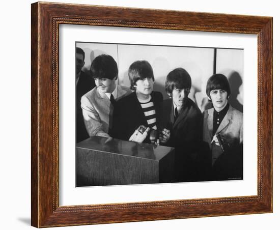 Beatles' at Press Conference in San Francisco Airport-Bill Ray-Framed Premium Photographic Print