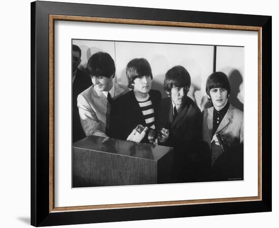 Beatles' at Press Conference in San Francisco Airport-Bill Ray-Framed Premium Photographic Print