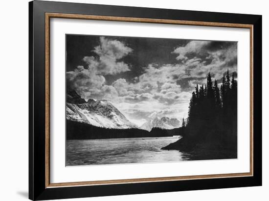 Beautiful Alaskan Mountains Photograph - Alaska-Lantern Press-Framed Art Print