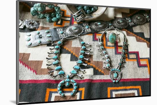 Beautiful Turquoise Jewelry Displayed for Sale, Santa Fe, New Mexico-Julien McRoberts-Mounted Photographic Print