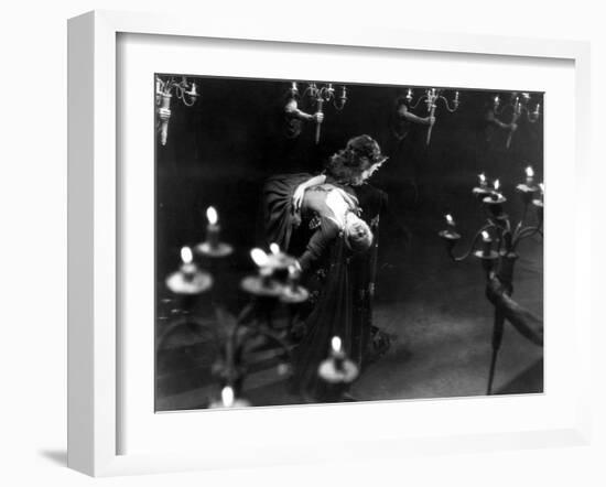 Beauty and the Beast, (aka 'Belle et la Bête, La'), Jean Marais, Josette Day, 1946-null-Framed Premium Photographic Print