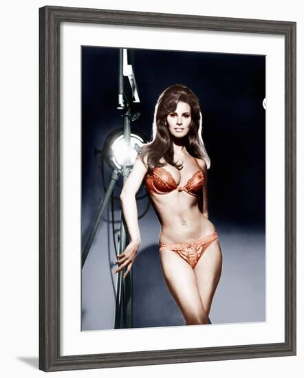 Bedazzled, Raquel Welch, 1967-null-Framed Photo