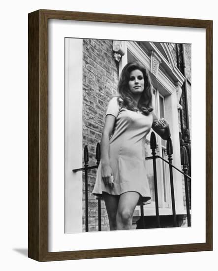 Bedazzled, Raquel Welch, 1967-null-Framed Photo