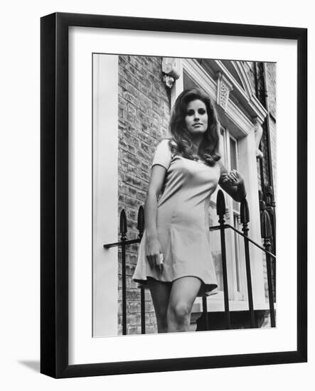 Bedazzled, Raquel Welch, 1967-null-Framed Premium Photographic Print