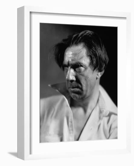 Bela Lugosi, 1935-null-Framed Photographic Print