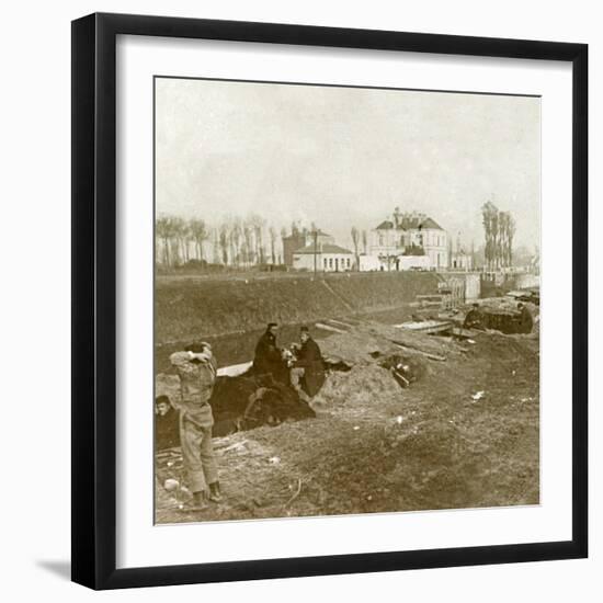 Belgian look-out, Yser, Flanders, Belgium, c1914-c1918-Unknown-Framed Photographic Print