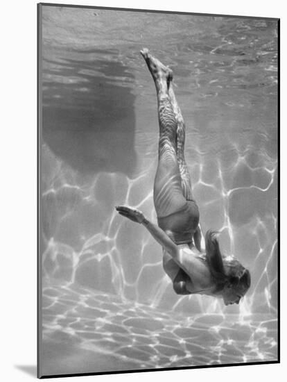 Belita Doing Underwater Ballet For a Movie-Walter Sanders-Mounted Photographic Print