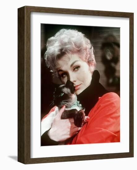 BELL, BOOK AND CANDLE, 1958 directed by RICHARD QUINE Kim Novak (photo)-null-Framed Photo