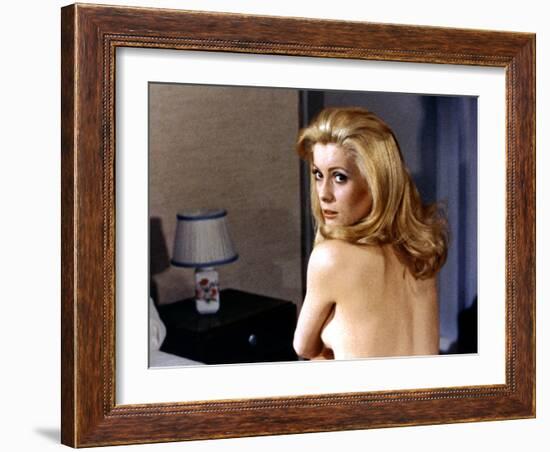 Belle by jour by LuisBunuel with Catherine Deneuve, 1967 (d'apres JosephKessel) (photo)-null-Framed Photo