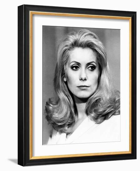 Belle De Jour, Catherine Deneuve, 1967-null-Framed Photo