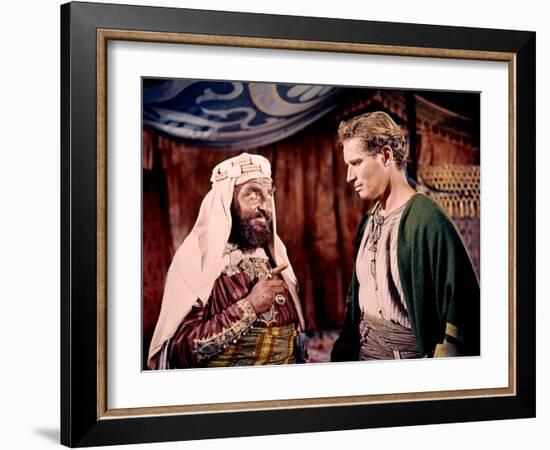 BEN-HUR, 1959 directed by WILLIAM WYLER Hugh Griffith and Charlton Heston (photo)-null-Framed Photo