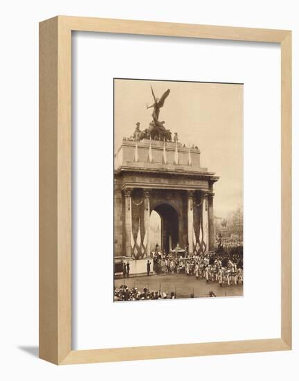 'Beneath the Quadriga', May 12 1937-Unknown-Framed Photographic Print