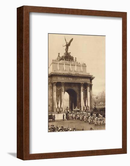 'Beneath the Quadriga', May 12 1937-Unknown-Framed Photographic Print