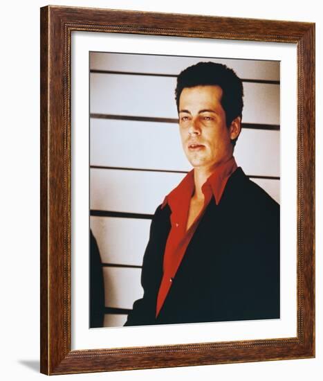 Benicio Del Toro - The Usual Suspects-null-Framed Photo