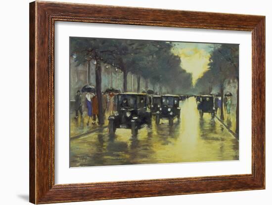 Berlin Street Scene with Cars in the Evening-Lesser Ury-Framed Giclee Print