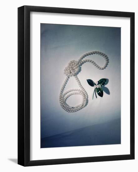 Best Selling Christmas Gifts - Pearl Necklace-Nina Leen-Framed Photographic Print