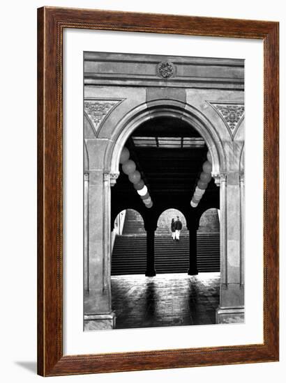 Bethesda Couple, Central Park, NYC-Jeff Pica-Framed Photographic Print