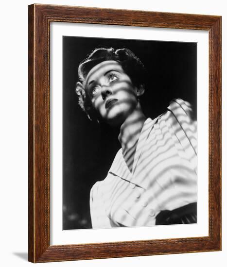 Bette Davis-null-Framed Photo