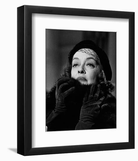 Bette Davis-null-Framed Photo