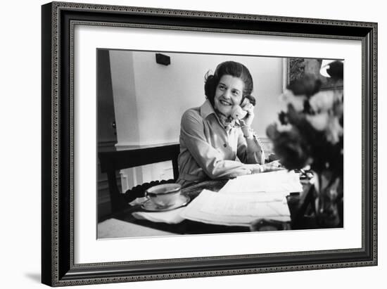 Betty Ford Works at Her Desk in the White House, 1974-76-null-Framed Photo