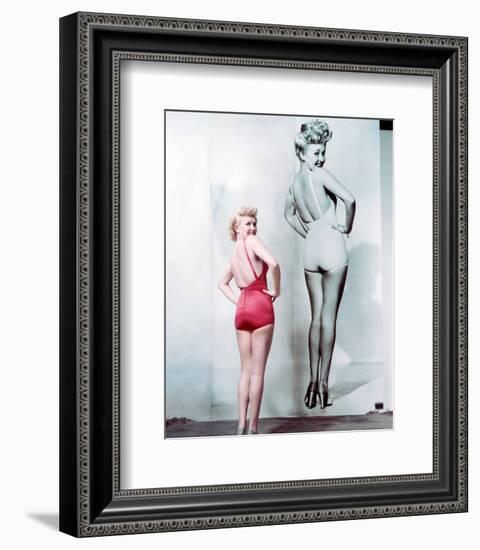 Betty Grable-null-Framed Photo