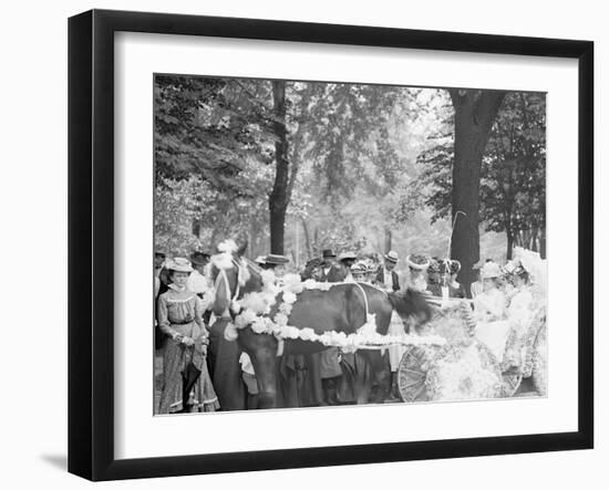 Bi-Centenary Celebration, Floral Parade, Carriage of Mrs. F.F. Ingram, Detroit, Mich.-null-Framed Photo