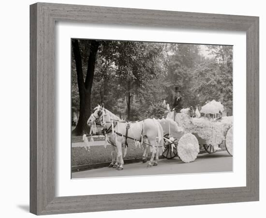Bi-Centenary Celebration, Floral Parade, Ladies of the Maccabees, Detroit, Mich.-null-Framed Photo