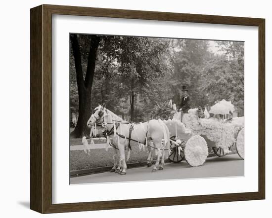 Bi-Centenary Celebration, Floral Parade, Ladies of the Maccabees, Detroit, Mich.-null-Framed Photo