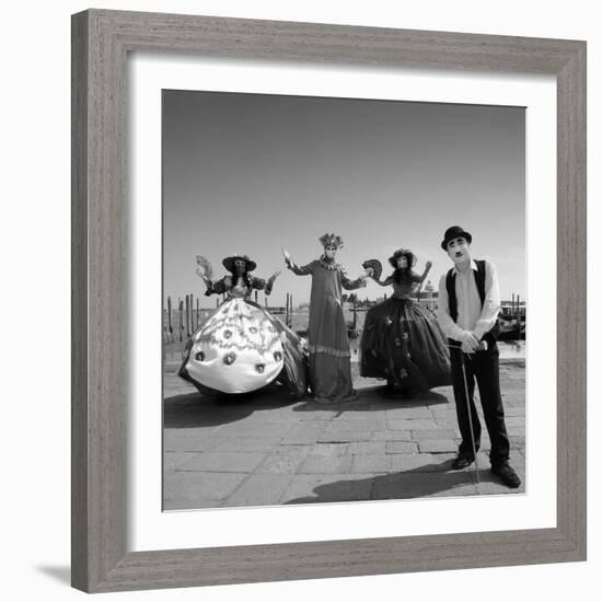 Bienvenido a Venecia-Moises Levy-Framed Photographic Print